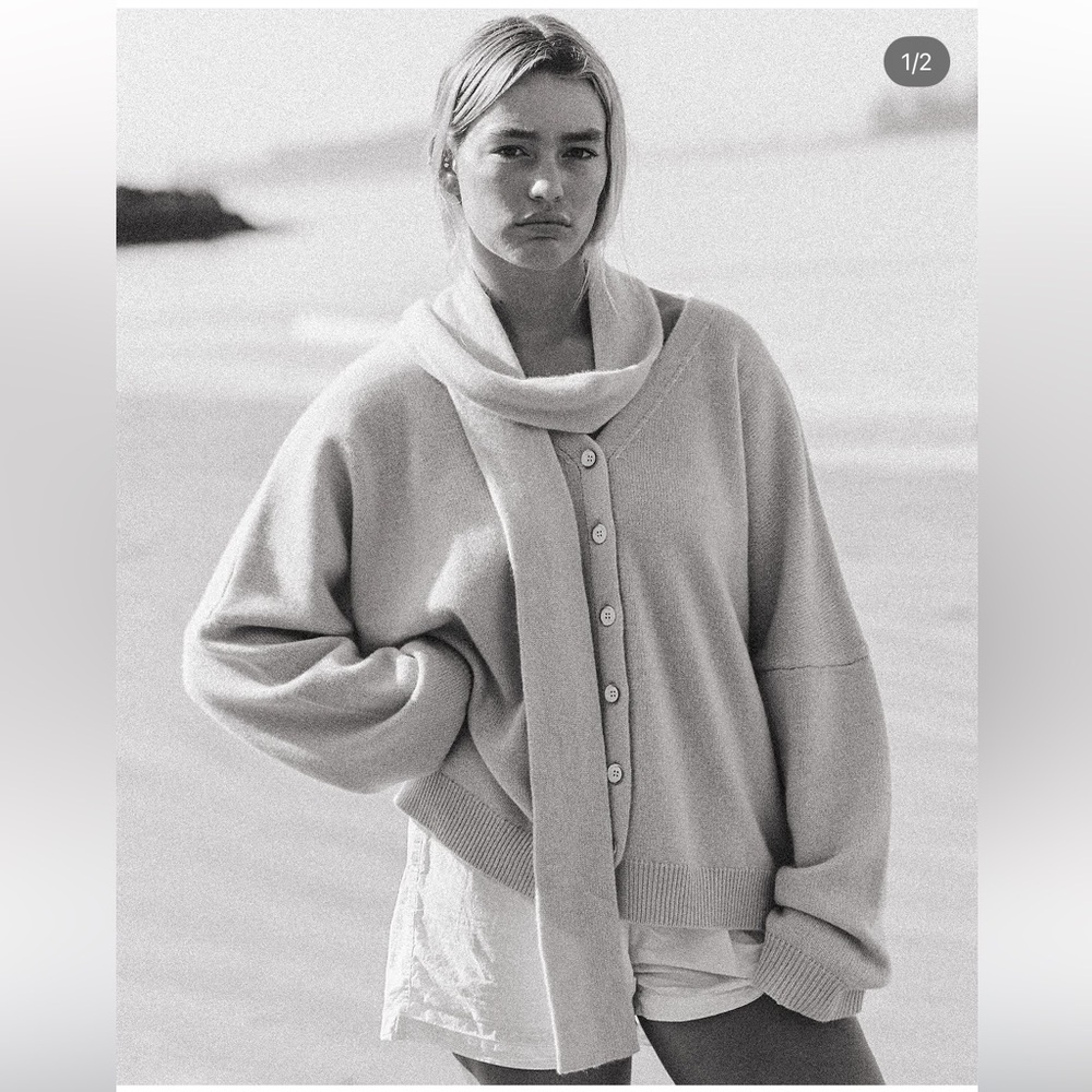 Boheme Goods Cashmere V-neck Cardigan in Wheat